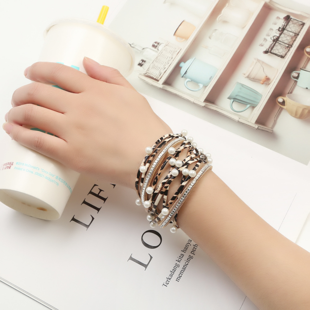 Multilayered Leopard Bracelet p5